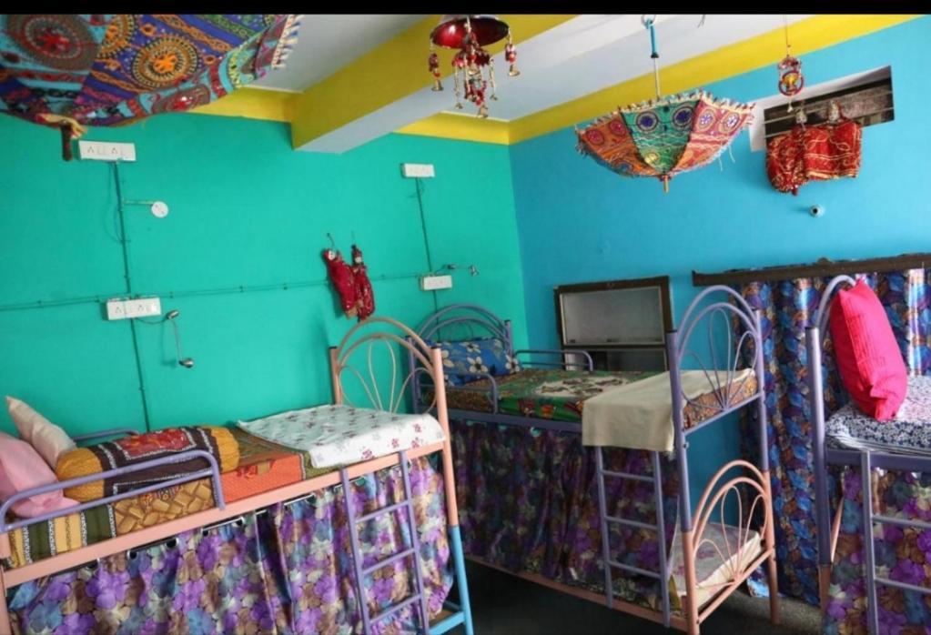 House Of Touristers Hotel Jaipur Exteriör bild