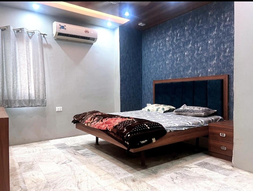 House Of Touristers Hotel Jaipur Exteriör bild